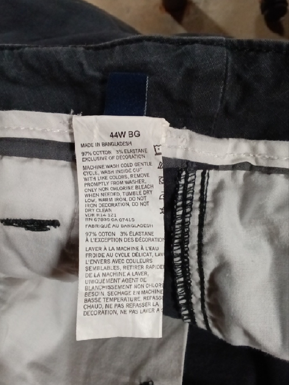 Nautica Men's Black Cargo Shorts with Flap Pockets - Picture 4 of 4